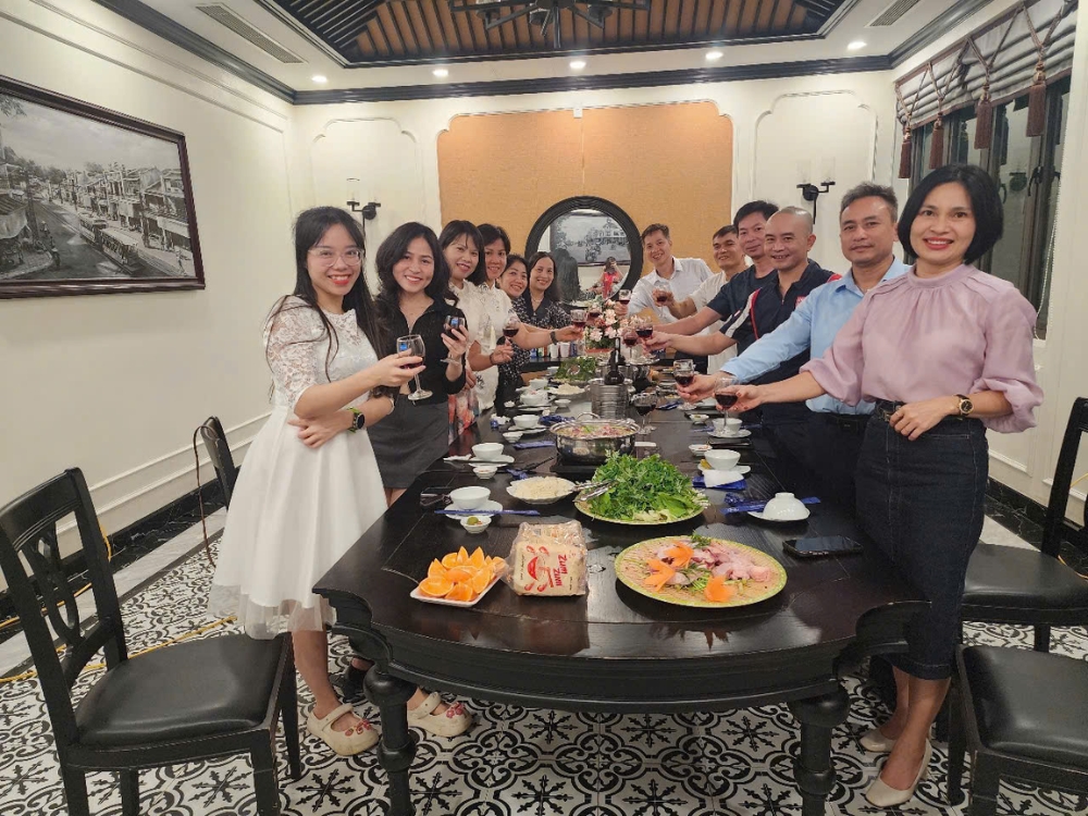 Khôn gian và thực đơn